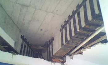 粘鋼加固價格大概在500-1200元/平米不一